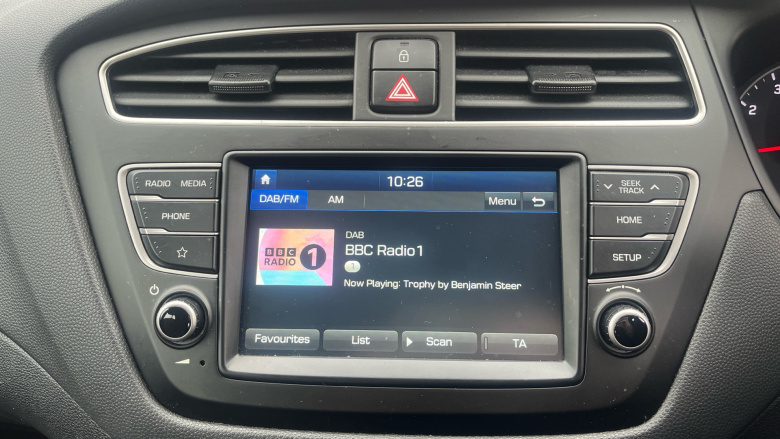 Hyundai i20 1.2 MPi S Connect 5dr Petrol Hatchback